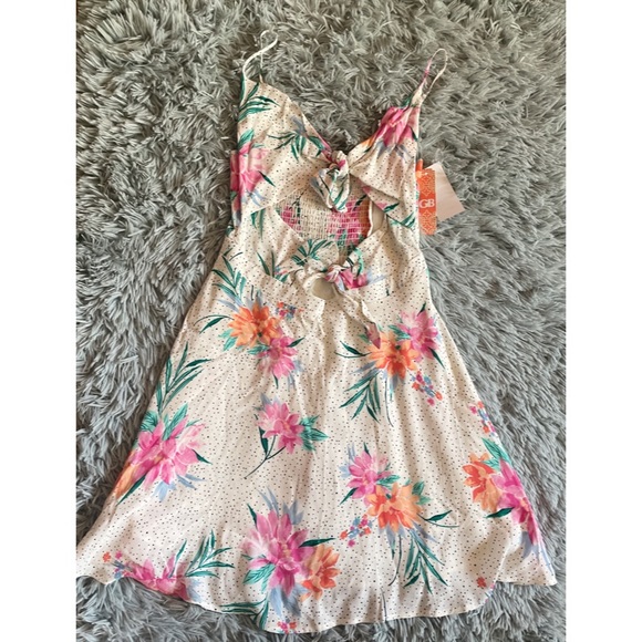 Tie Front Tropical Print Dress - Picture 2 of 7